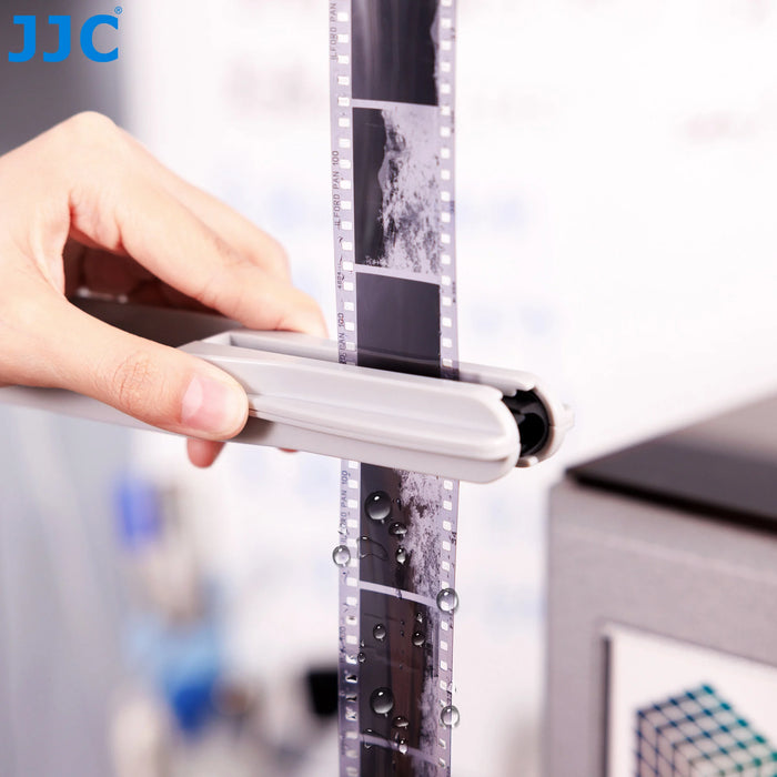 JJC Film Squeegee for 35mm and 120 Film, Film Wiper with Silicone Blades to Dry Water No Marks and Scratches Leave